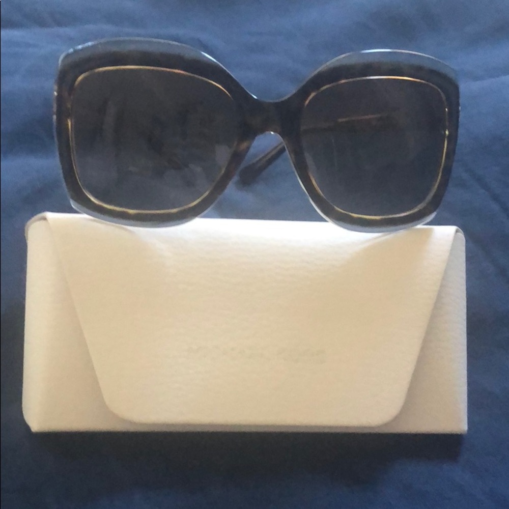 Stylish clear rim sunglasses